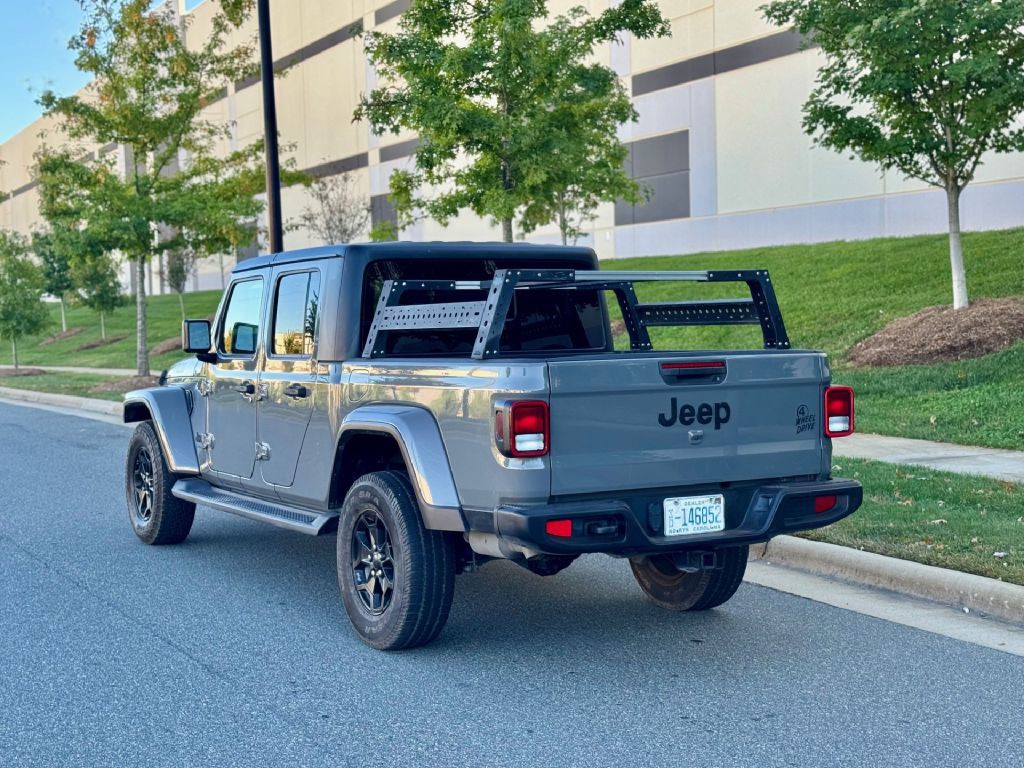 2021 Jeep Gladiator Image 13