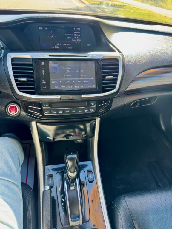 2016 Honda Accord Image 3