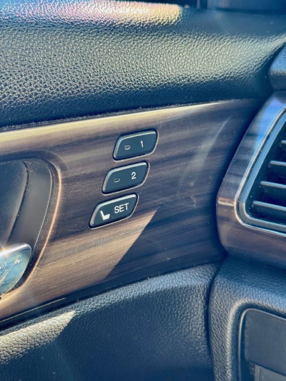 2016 Honda Accord Image 6