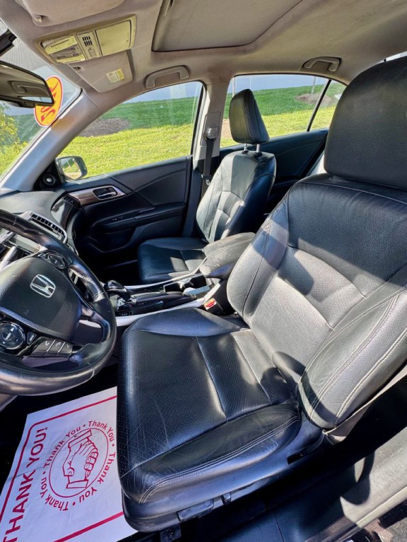 2016 Honda Accord Image 7