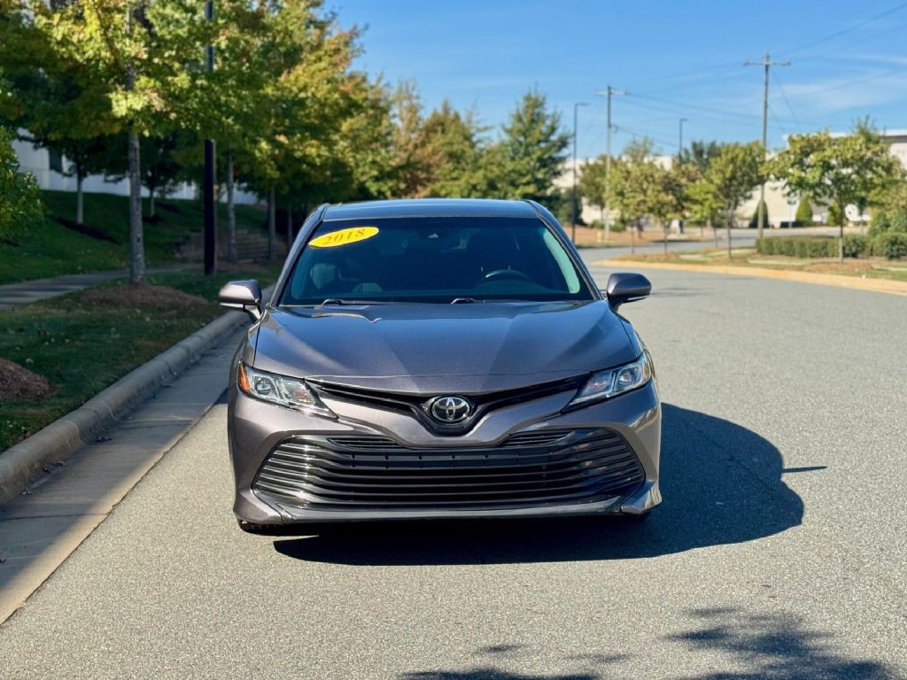 2018 Toyota Camry Image 1