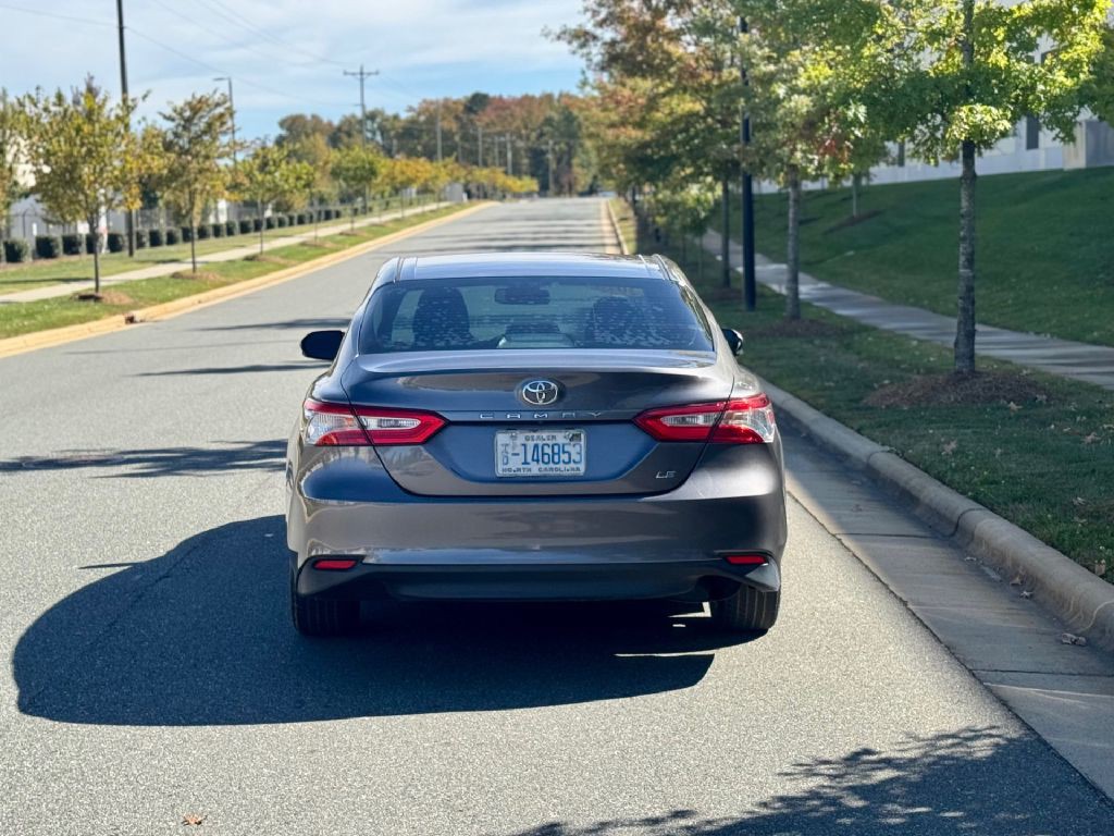 2018 Toyota Camry Image 11