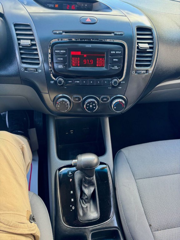 2018 Kia Forte Image 5