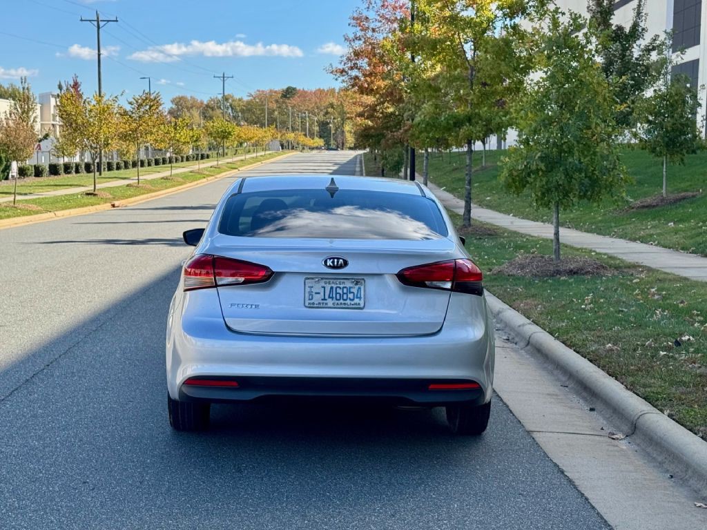 2018 Kia Forte Image 9