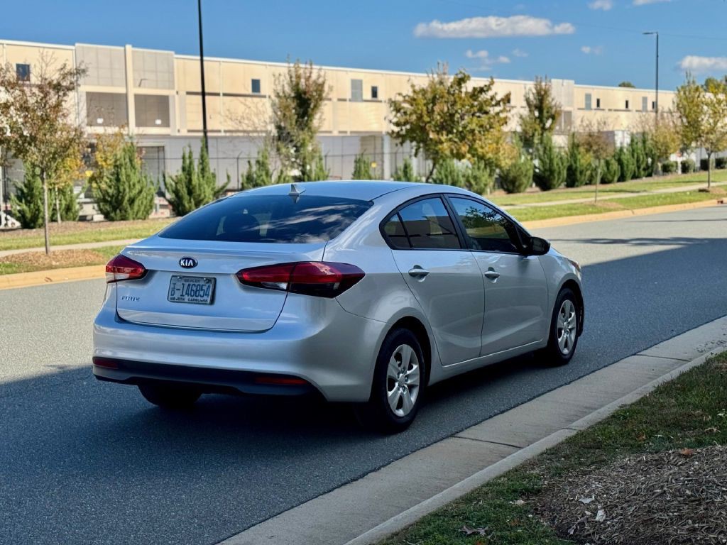 2018 Kia Forte Image 10