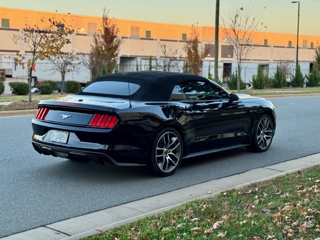 2015 Ford Mustang Image 10