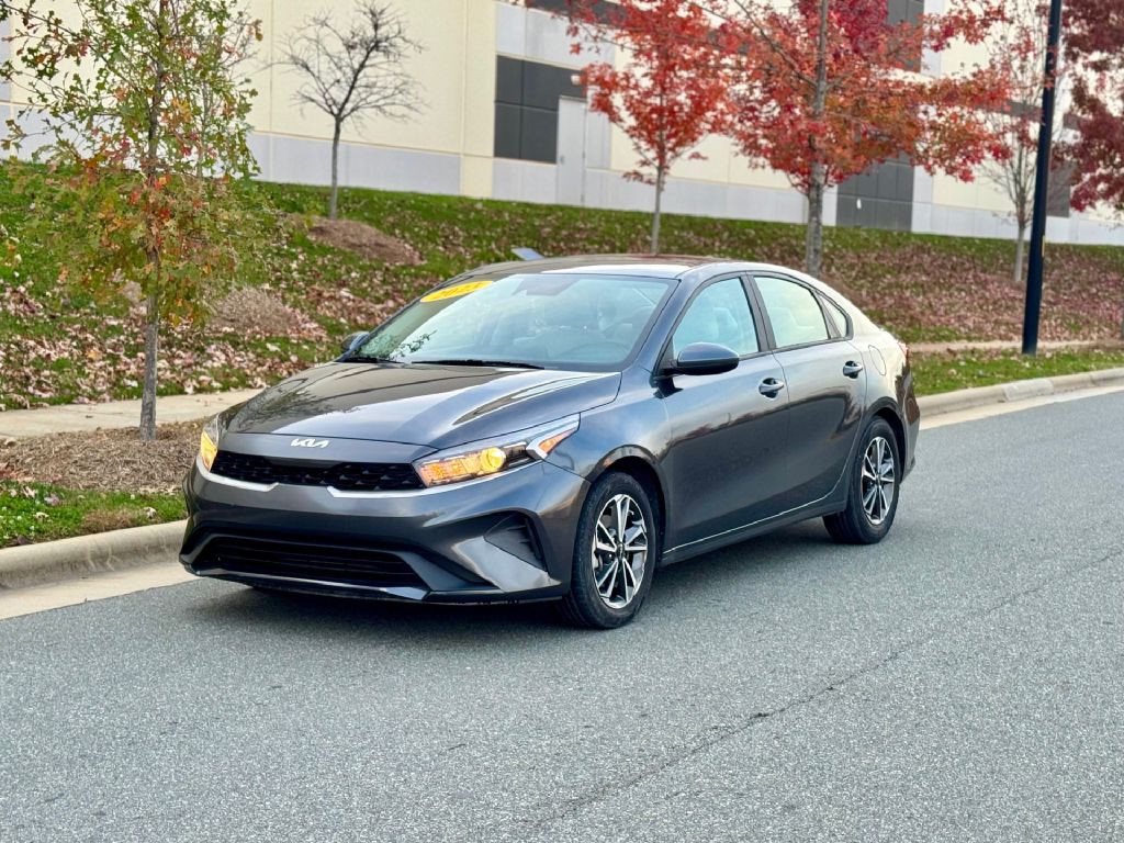 2023 Kia Forte Image 2
