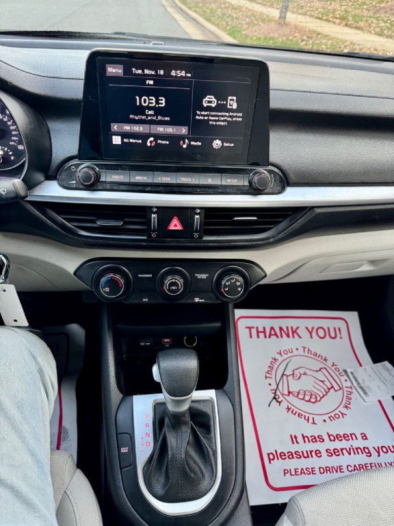 2023 Kia Forte Image 6