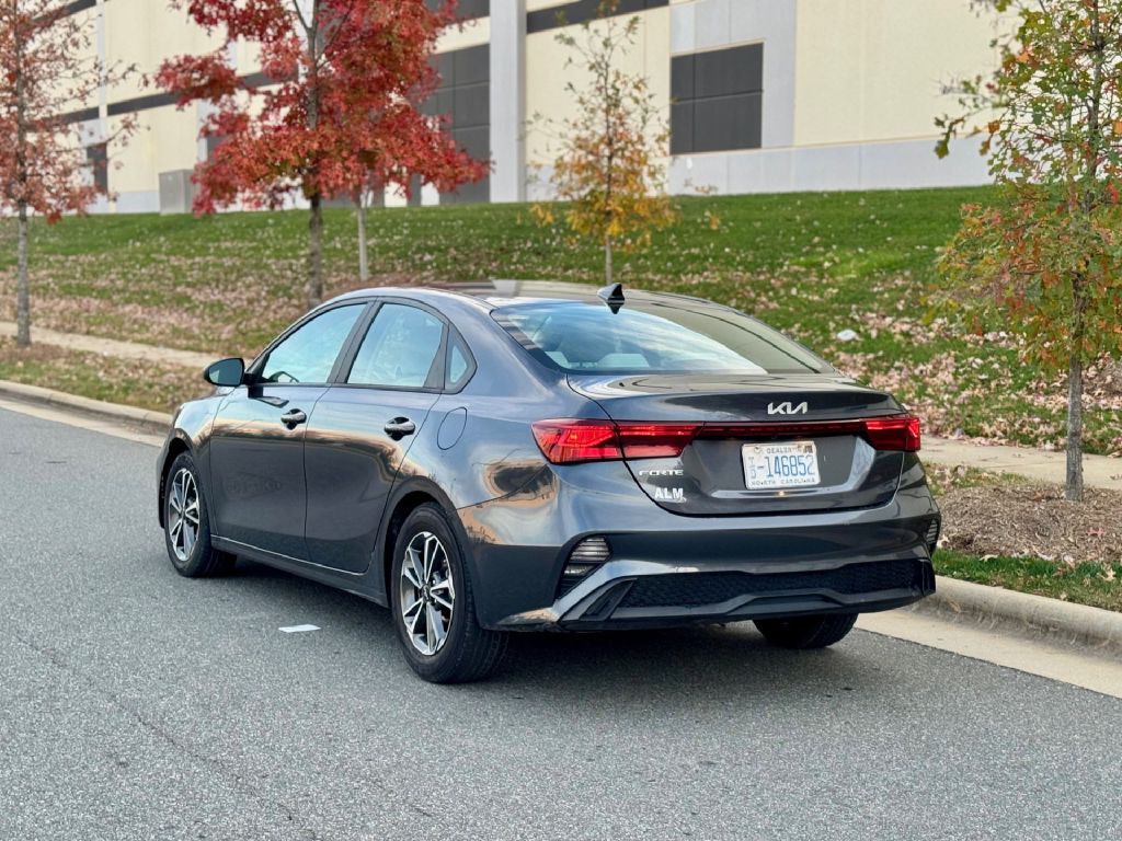 2023 Kia Forte Image 10