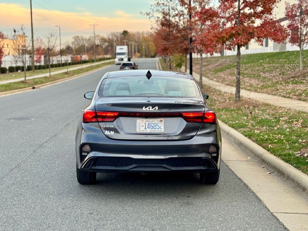 2023 Kia Forte Image 11