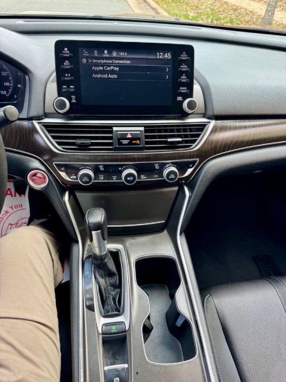 2019 Honda Accord Image 6
