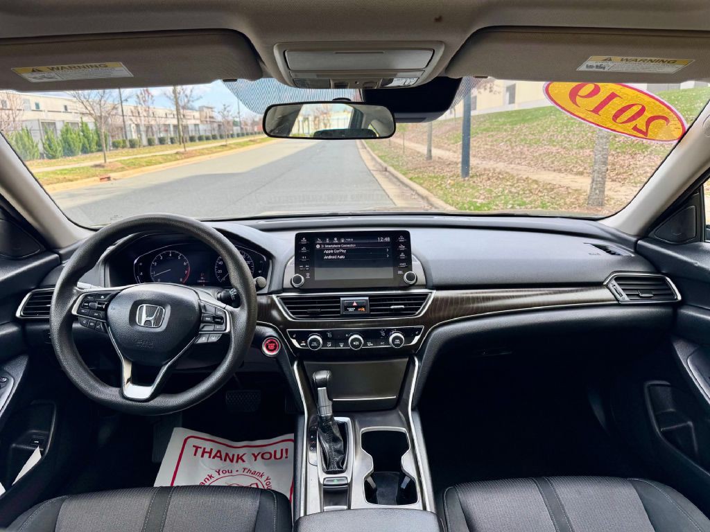 2019 Honda Accord Image 8