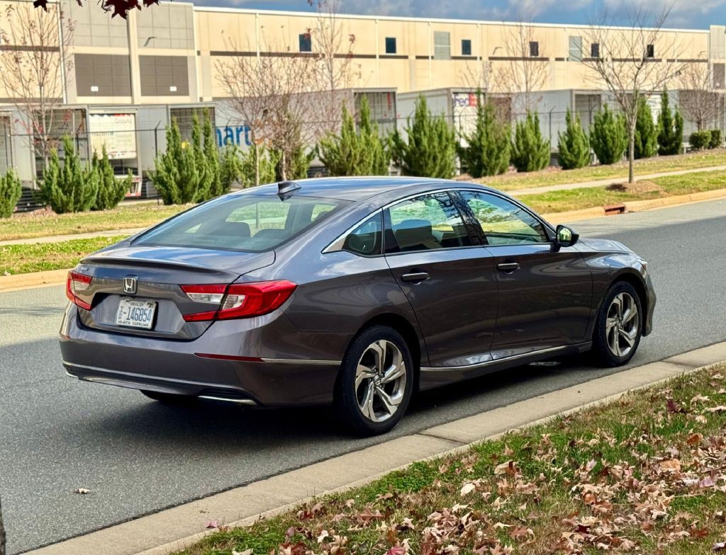2019 Honda Accord Image 13