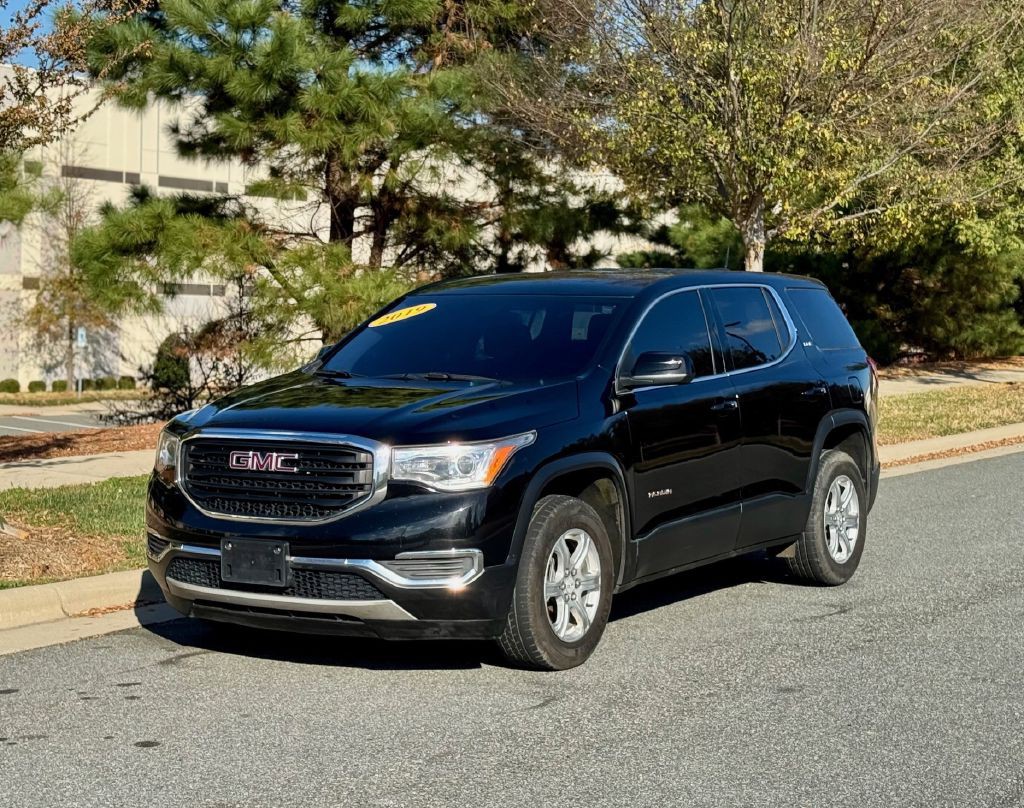 2019 GMC Acadia Image 3