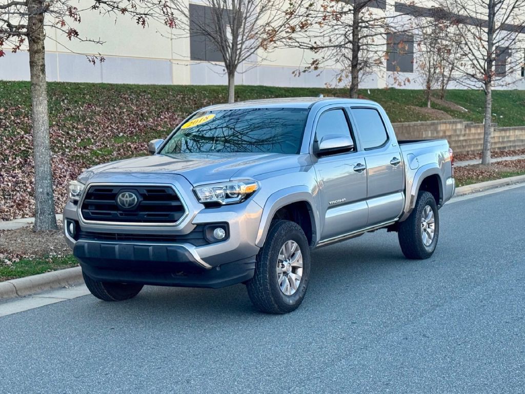 2018 Toyota Tacoma Image 3