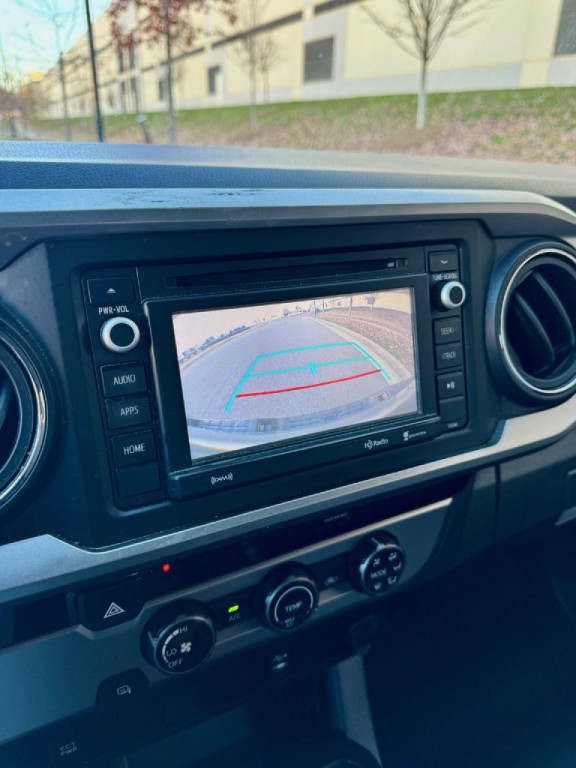 2018 Toyota Tacoma Image 7