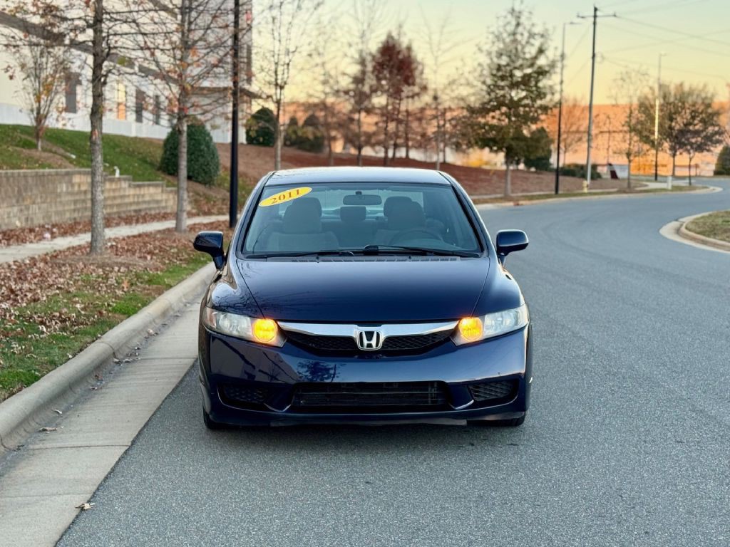 2011 Honda Civic Image 2
