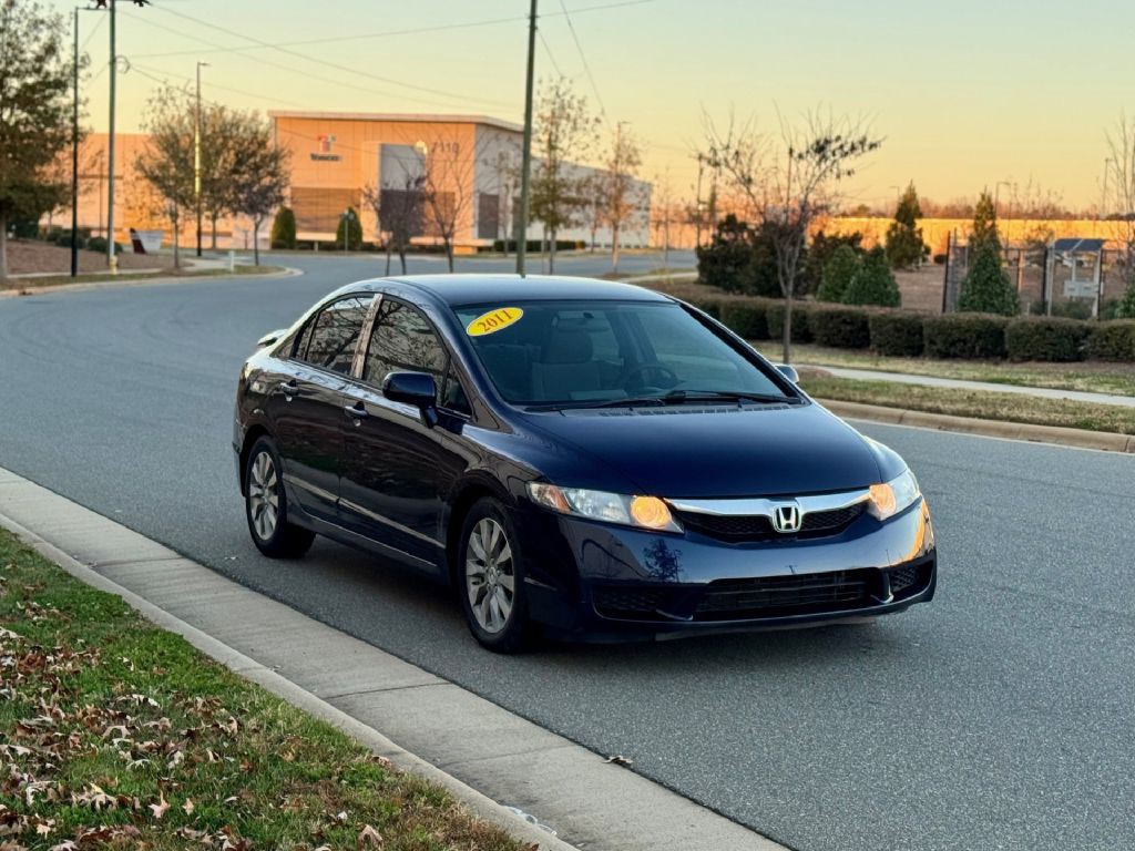2011 Honda Civic Image 3