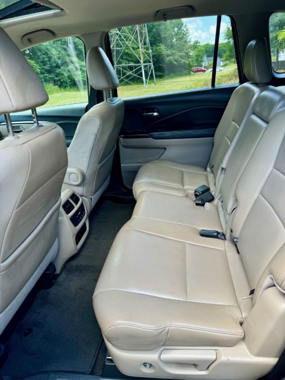 2016 Honda Pilot Image 10
