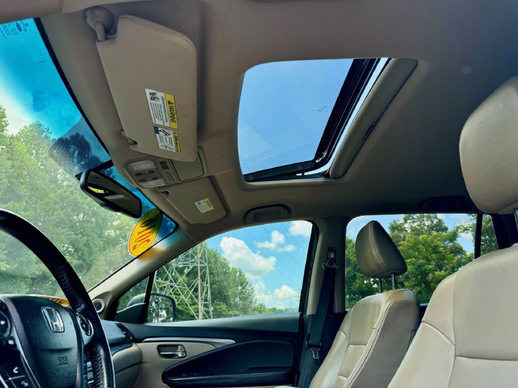 2016 Honda Pilot Image 12