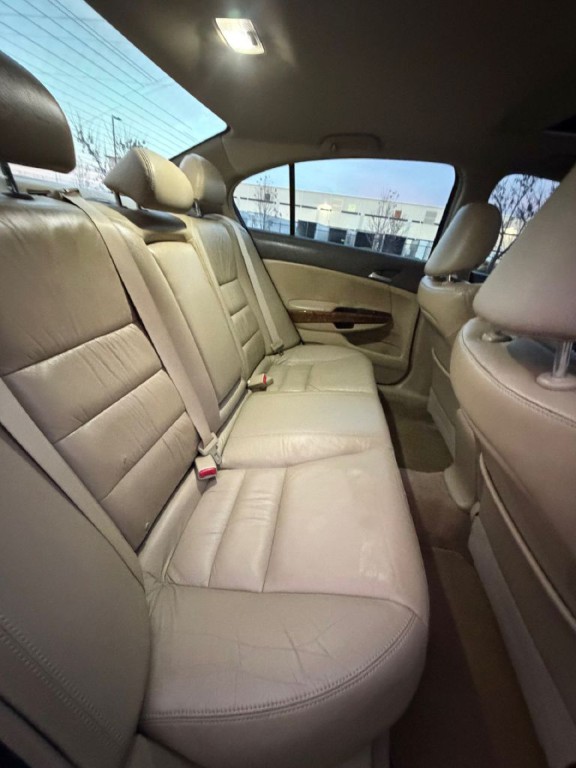 2009 Honda Accord Image 6
