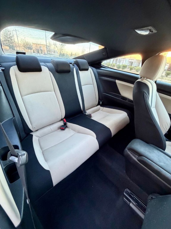 2018 Honda Civic Image 9