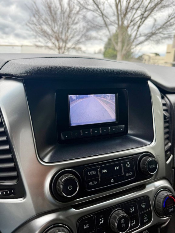 2017 Chevrolet Tahoe Image 6