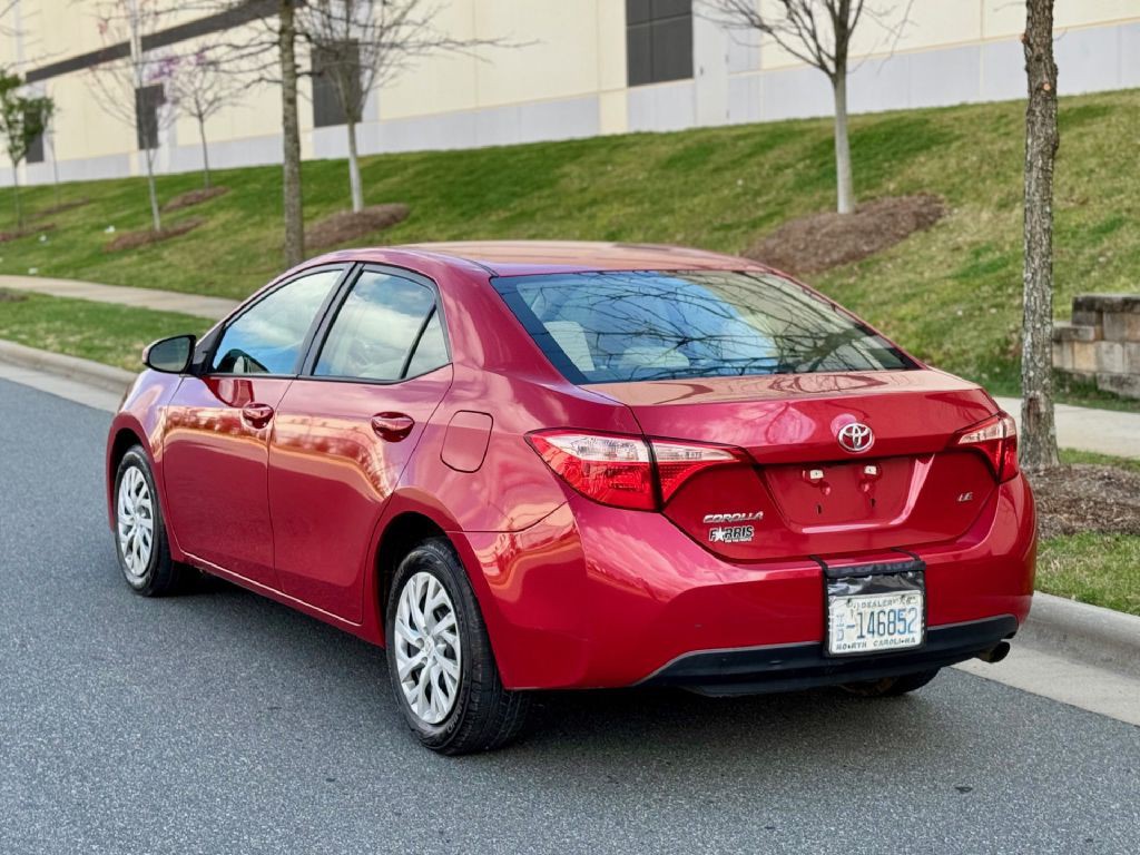 2018 Toyota Corolla Image 13