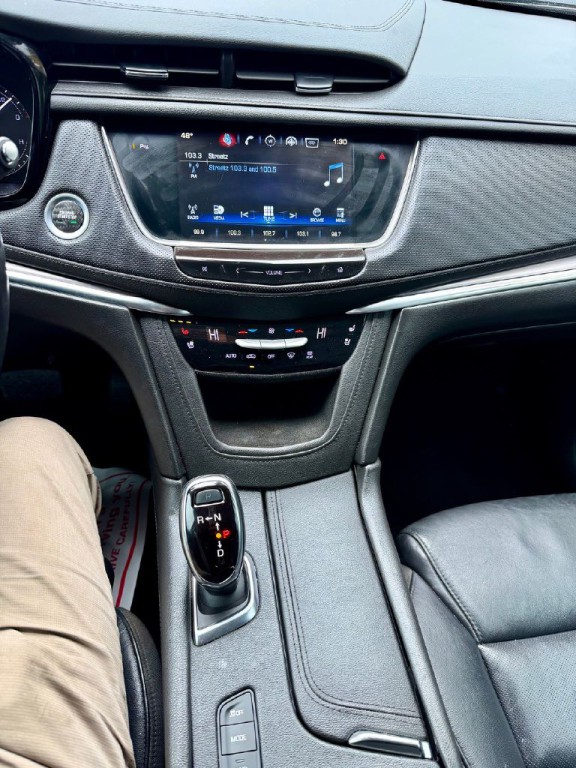 2017 Cadillac XT5 Image 6