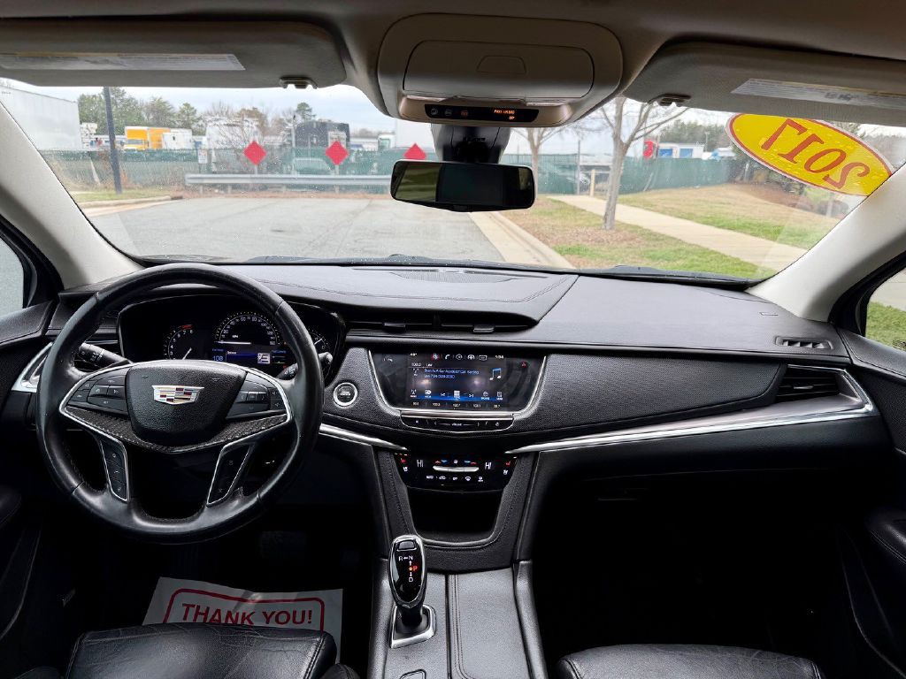 2017 Cadillac XT5 Image 8