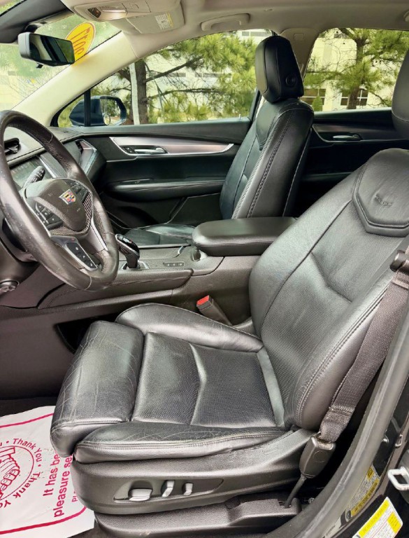 2017 Cadillac XT5 Image 9