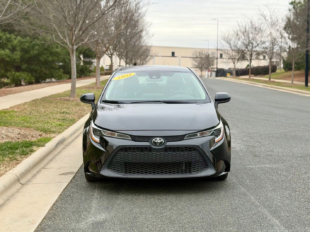 2021 Toyota Corolla Image 1