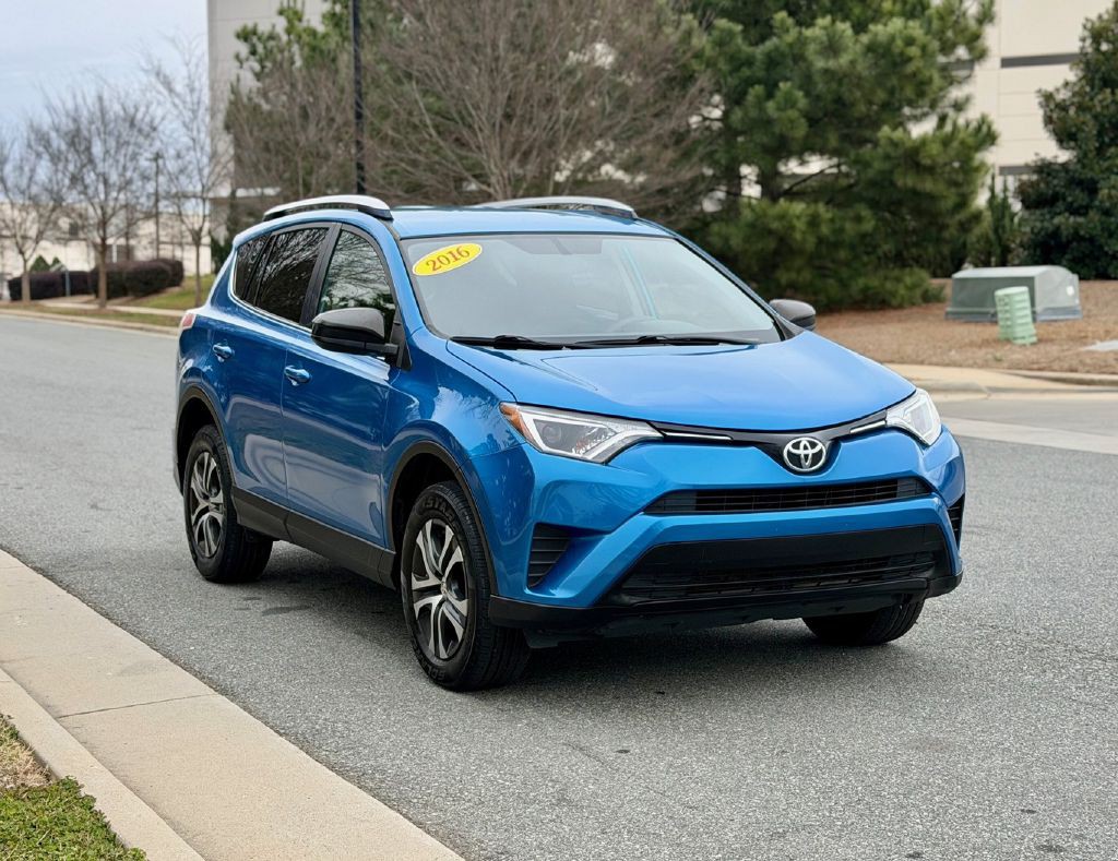 2016 Toyota Rav4 Image 3