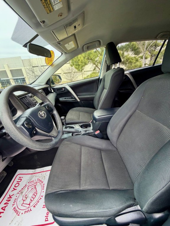 2016 Toyota Rav4 Image 9