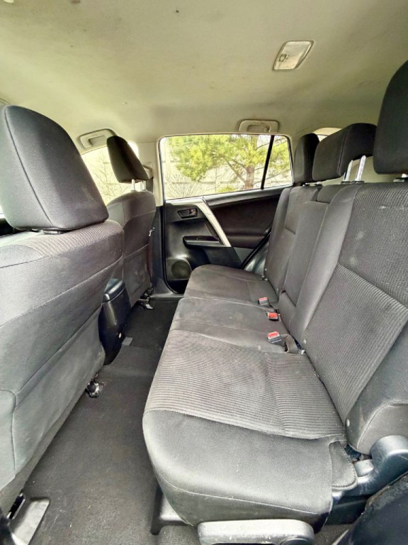 2016 Toyota Rav4 Image 10