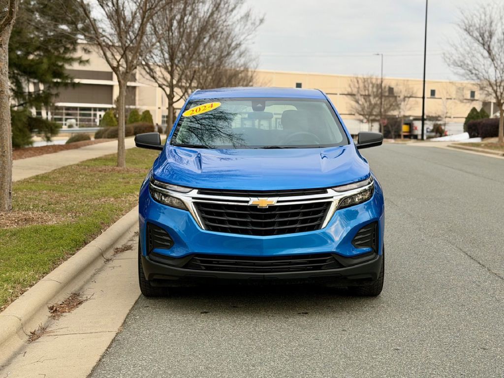 2024 Chevrolet Equinox Image 3