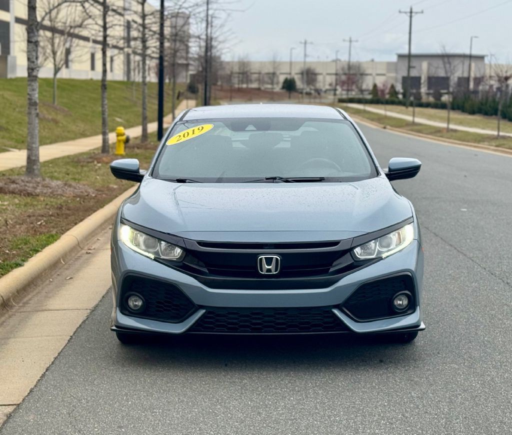 2019 Honda Civic Image 2