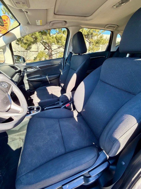 2015 Honda Fit Image 8