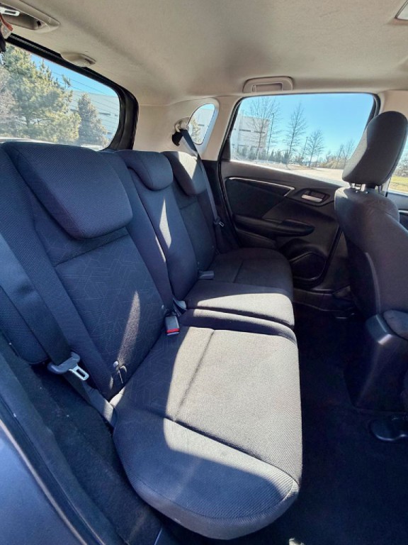 2015 Honda Fit Image 9