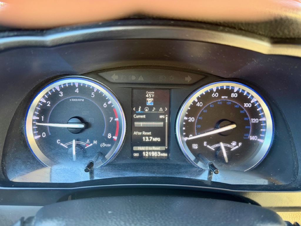 2014 Toyota Highlander Image 4