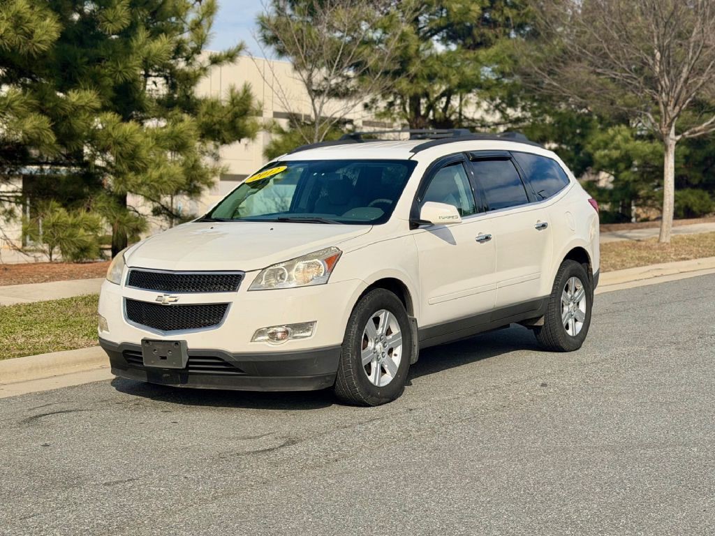 2012 Chevrolet Traverse Image 3