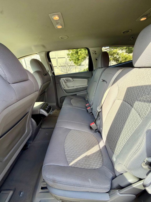2012 Chevrolet Traverse Image 8