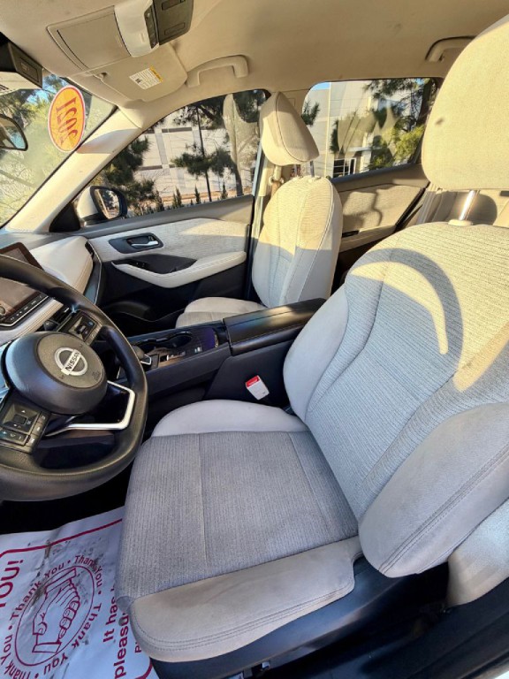 2021 Nissan Rogue Image 4