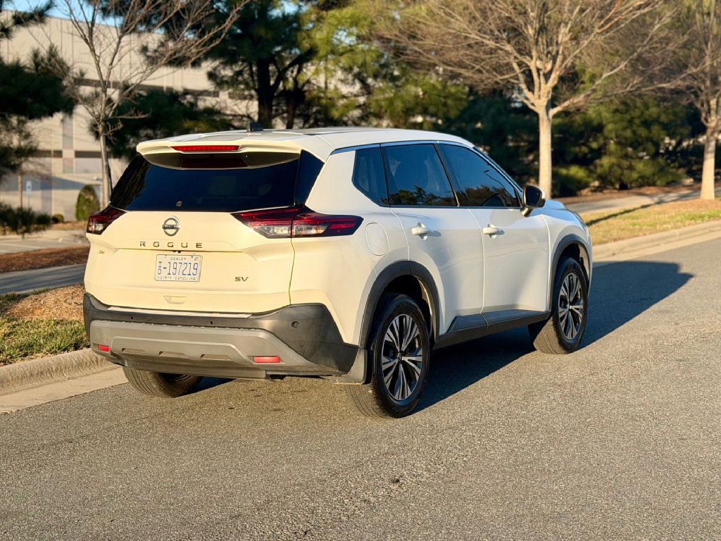 2021 Nissan Rogue Image 10