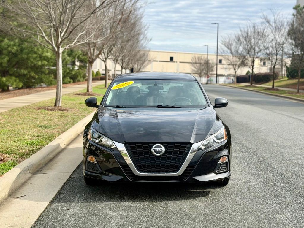 2020 Nissan Altima Image 1