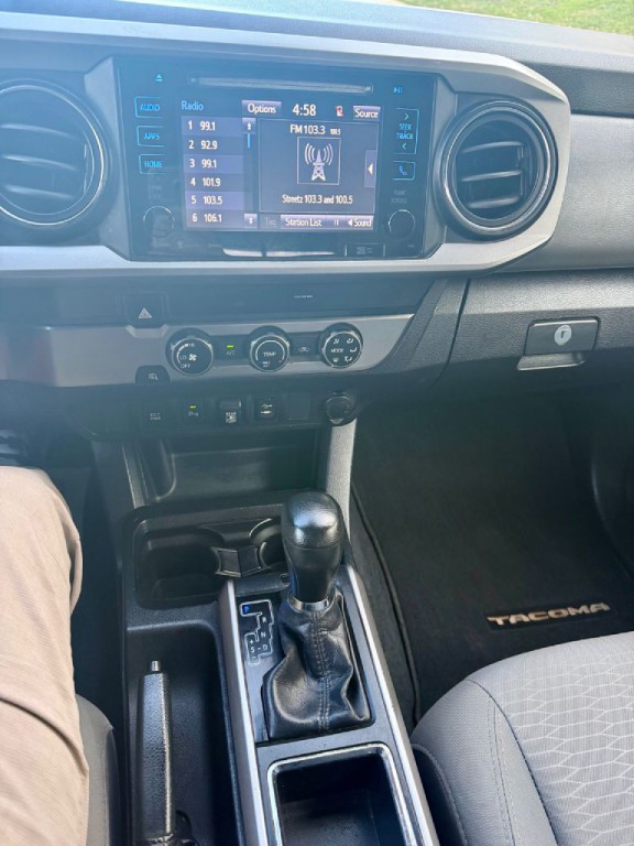 2019 Toyota Tacoma Image 6