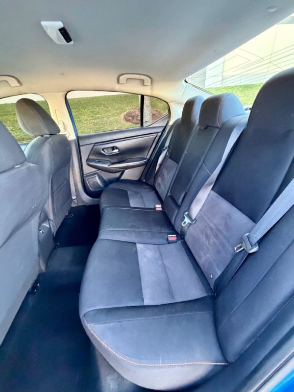 2021 Nissan Sentra Image 10