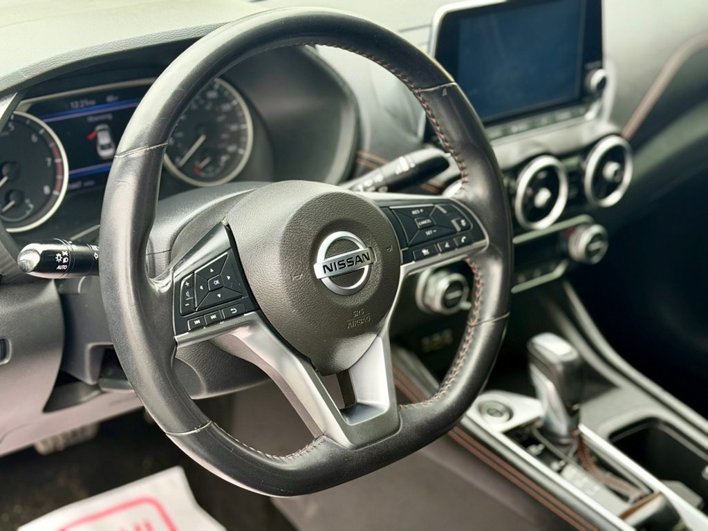 2021 Nissan Sentra Image 4