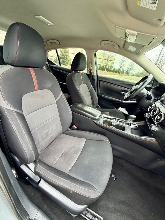 2021 Nissan Sentra Image 9