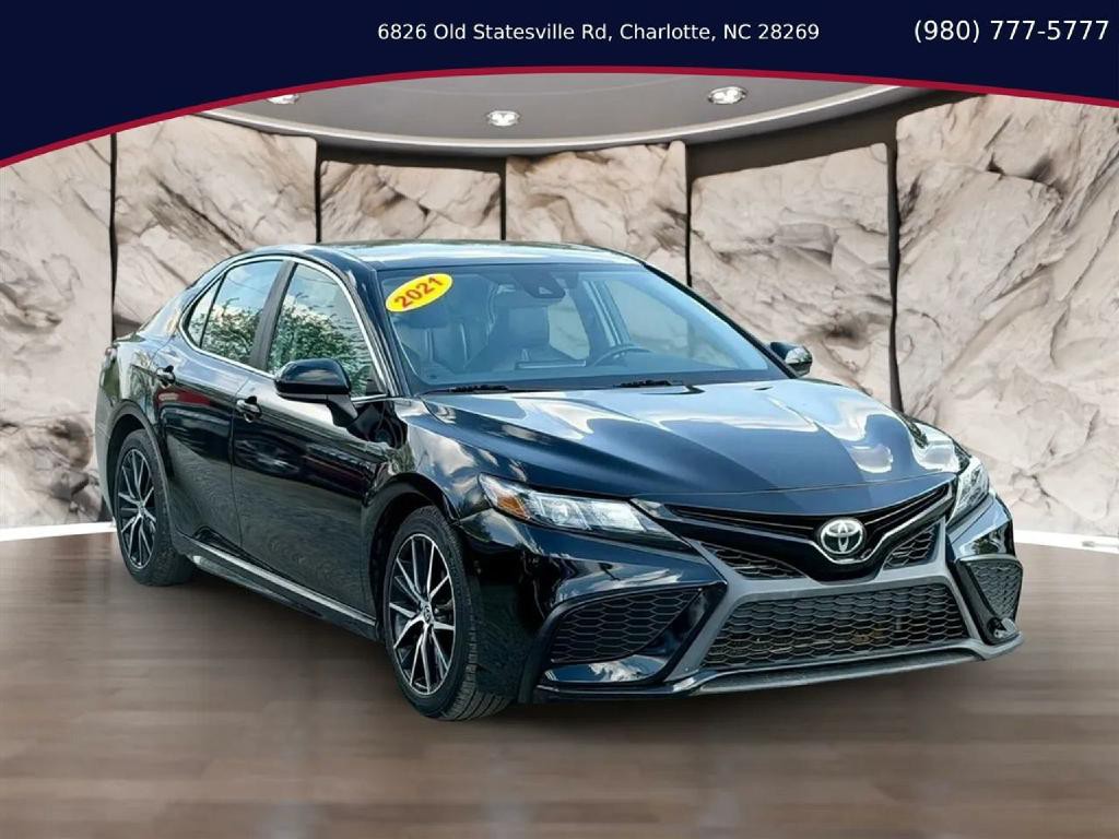 2021 Toyota Camry Image 2